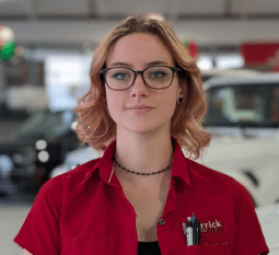 Rebecca Schooley Junior Parts Advisor