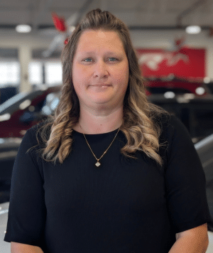 Diana Wardani Service Advisor